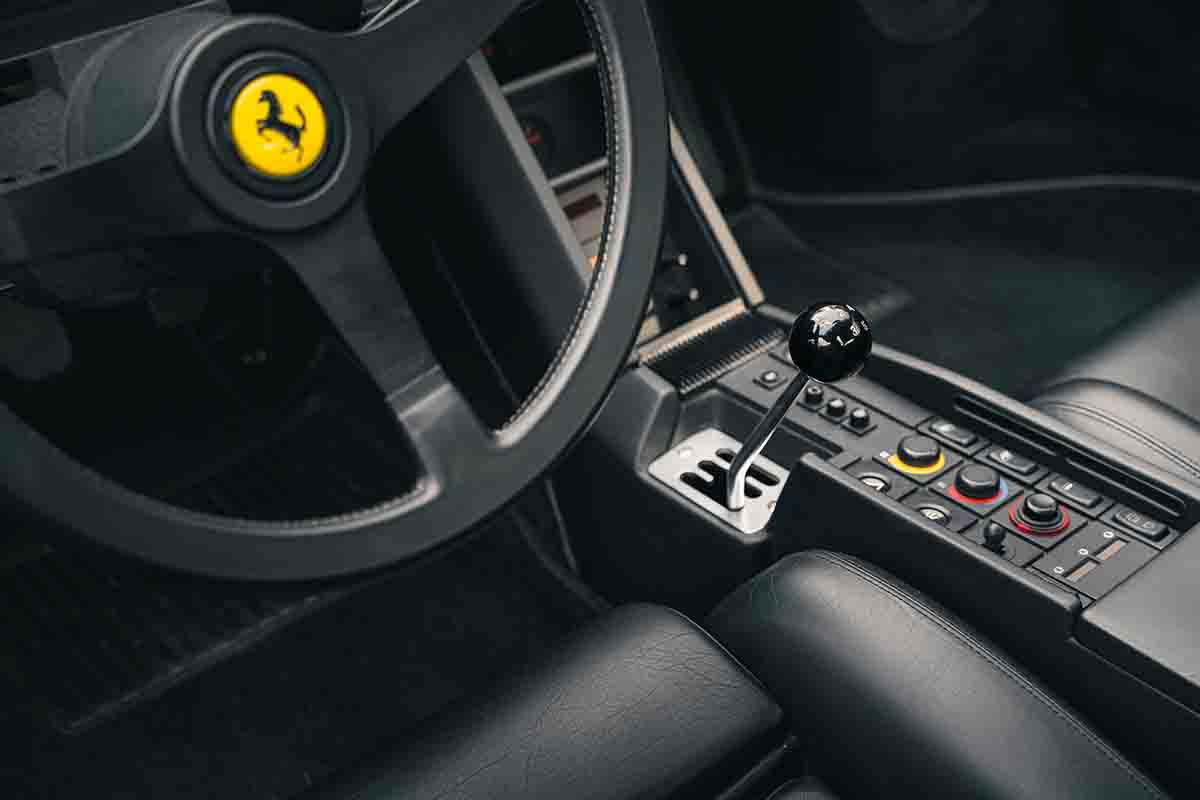 オークションに出品され落札された1986年式フェラーリ「テスタロッサ」Ivan Caravona(c)2026 Courtesy of RM Sotheby's