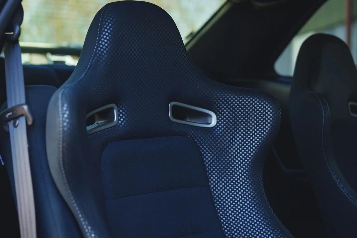 海外オークションに出品される予定の2002年式日産「スカイラインGT−R　VスペックIIニュル」(c)2026 BROAD ARROW Auctions