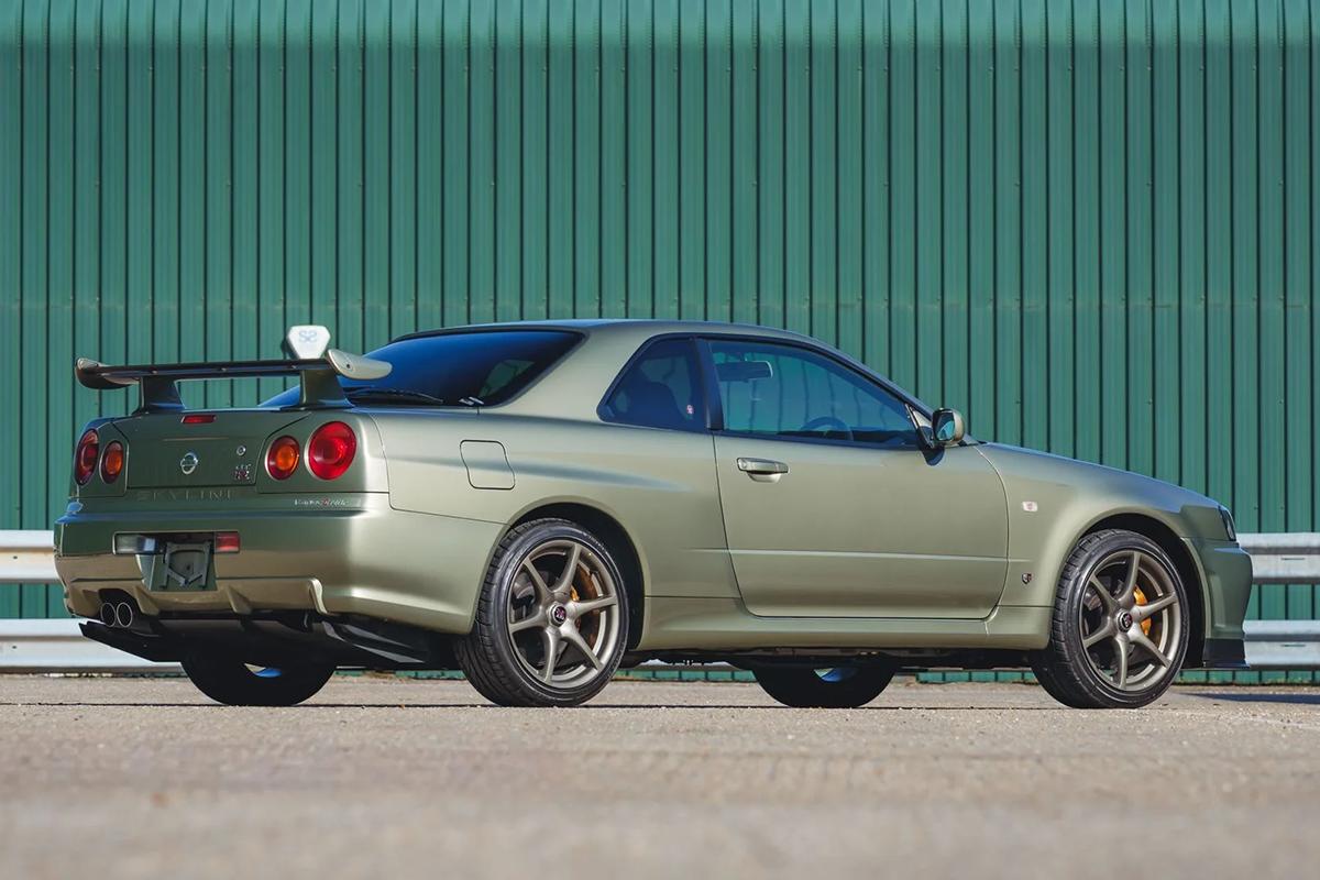 海外オークションに出品される予定の2002年式日産「スカイラインGT−R　VスペックIIニュル」(c)2026 BROAD ARROW Auctions