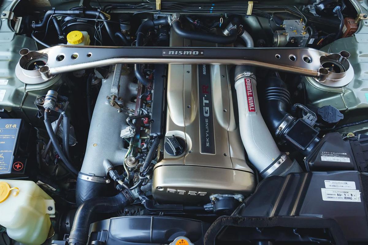 海外オークションに出品される予定の2002年式日産「スカイラインGT−R　VスペックIIニュル」(c)2026 BROAD ARROW Auctions