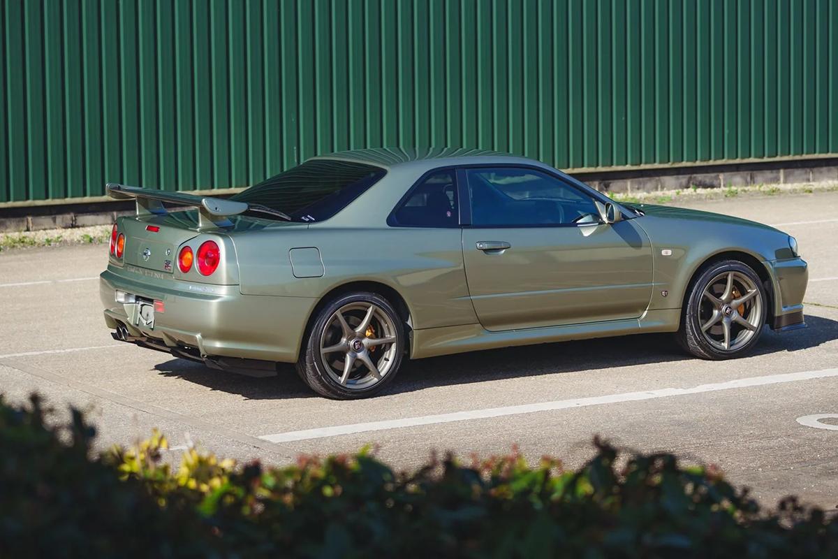 海外オークションに出品される予定の2002年式日産「スカイラインGT−R　VスペックIIニュル」(c)2026 BROAD ARROW Auctions