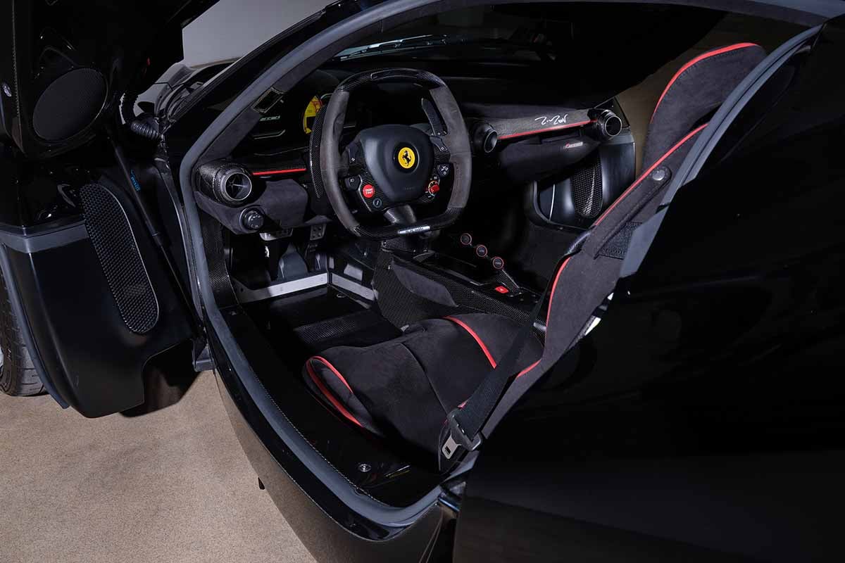 オークションに出品予定の2014年式フェラーリ「ラ・フェラーリ」Tom Hans(c)2026 Courtesy of RM Sotheby's
