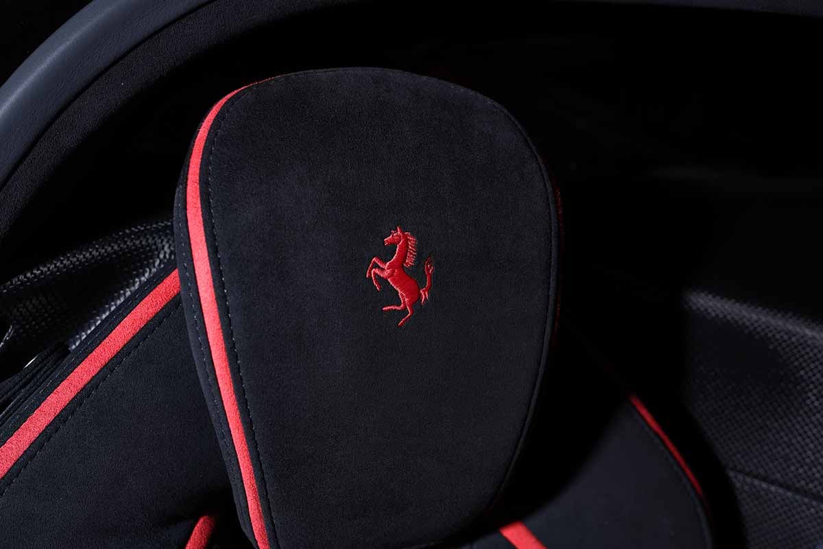 オークションに出品予定の2014年式フェラーリ「ラ・フェラーリ」Tom Hans(c)2026 Courtesy of RM Sotheby's