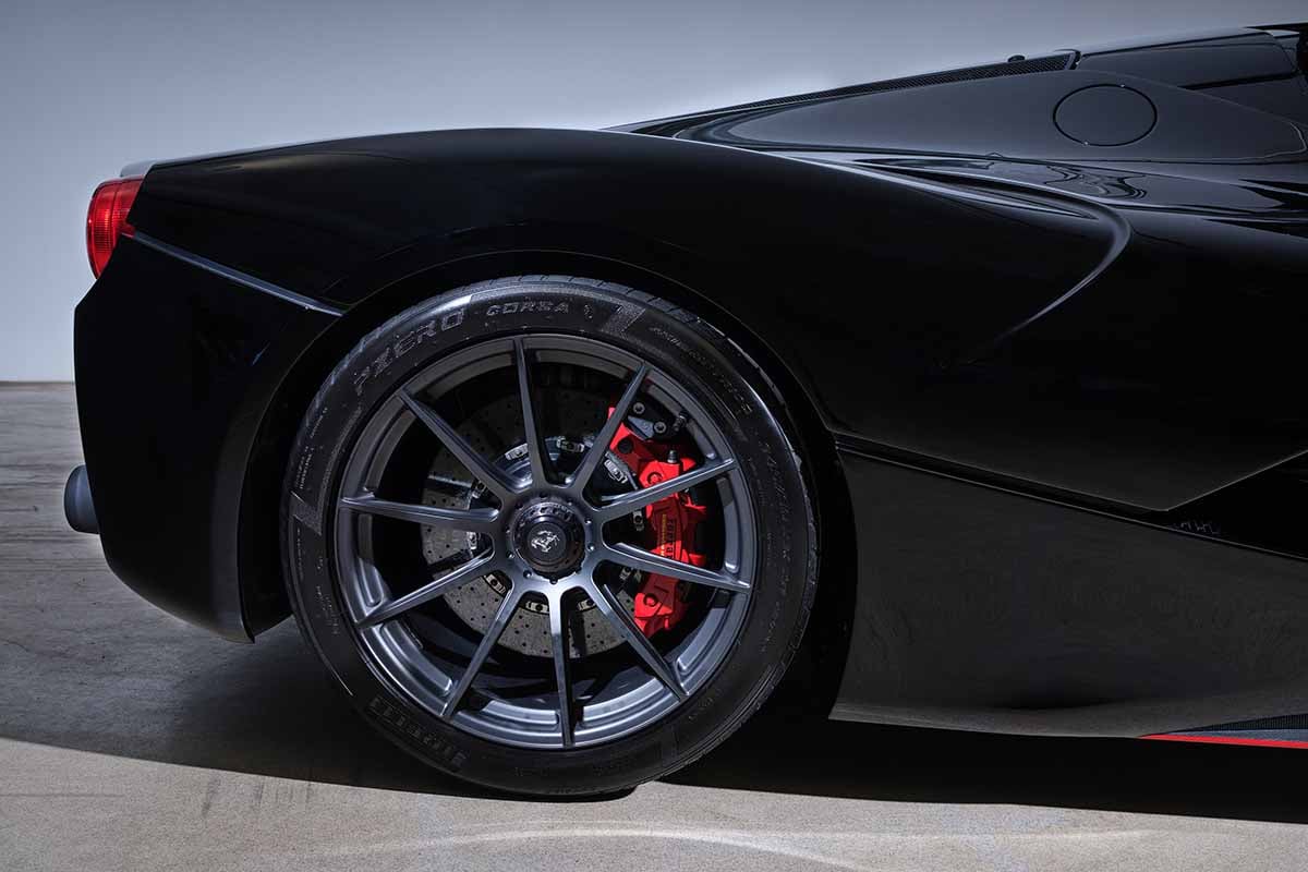 オークションに出品予定の2014年式フェラーリ「ラ・フェラーリ」Tom Hans(c)2026 Courtesy of RM Sotheby's