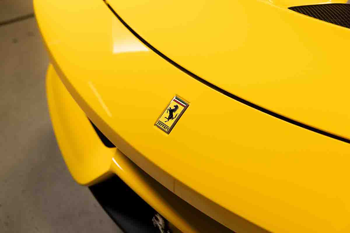 オークションに出品され高値落札された2015年式フェラーリ「458スペチアーレA」Tom Gidden(c)2026 Courtesy of RM Sotheby's