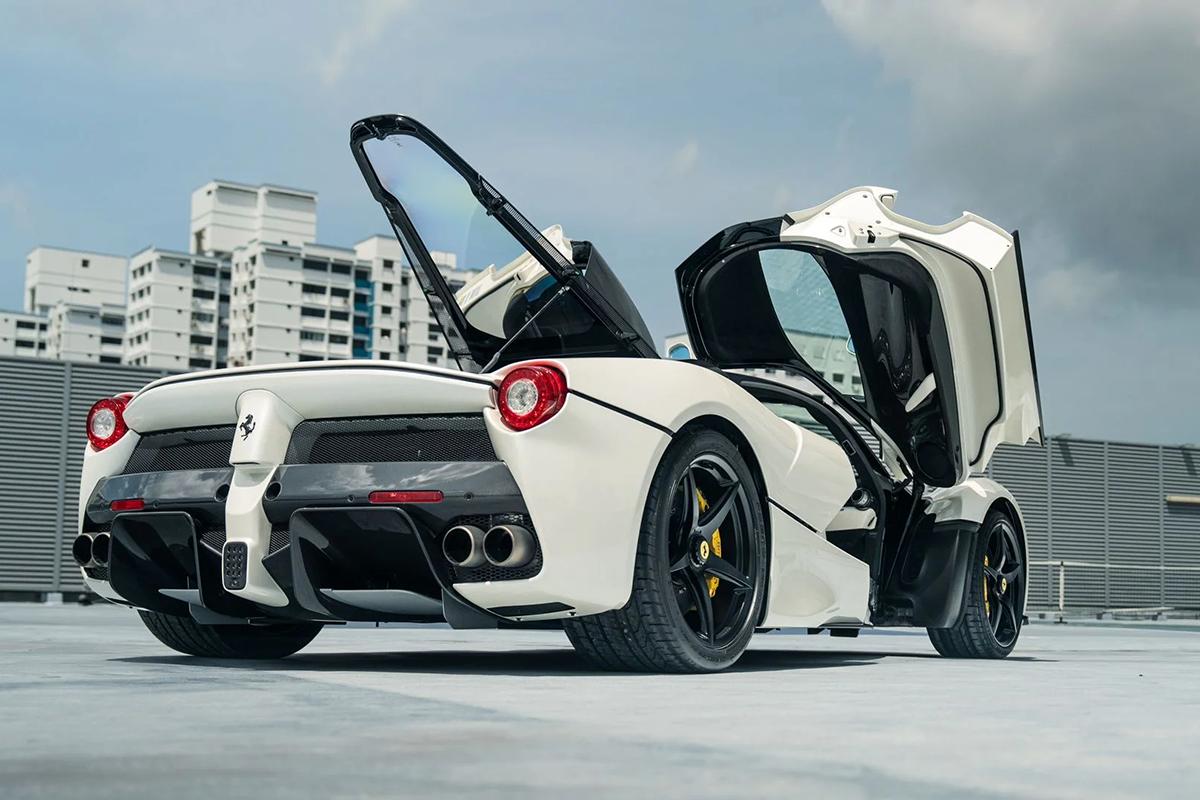 オークションに出品予定の2015年式フェラーリ「ラ・フェラーリ」(c)2026 BROAD ARROW Auctions