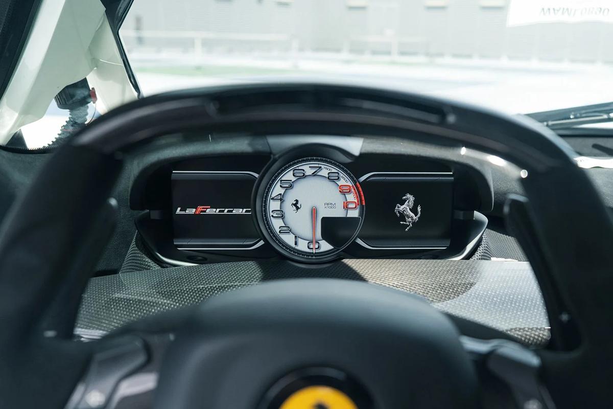 オークションに出品予定の2015年式フェラーリ「ラ・フェラーリ」(c)2026 BROAD ARROW Auctions