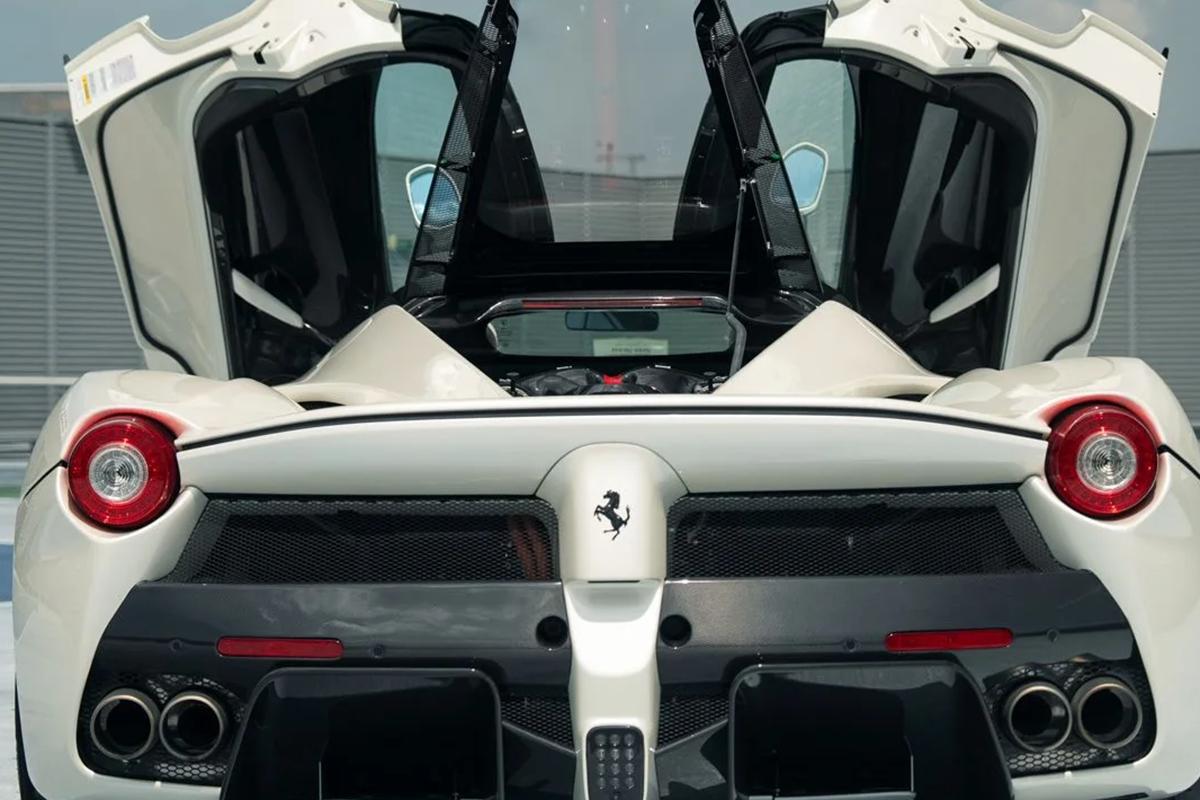 オークションに出品予定の2015年式フェラーリ「ラ・フェラーリ」(c)2026 BROAD ARROW Auctions