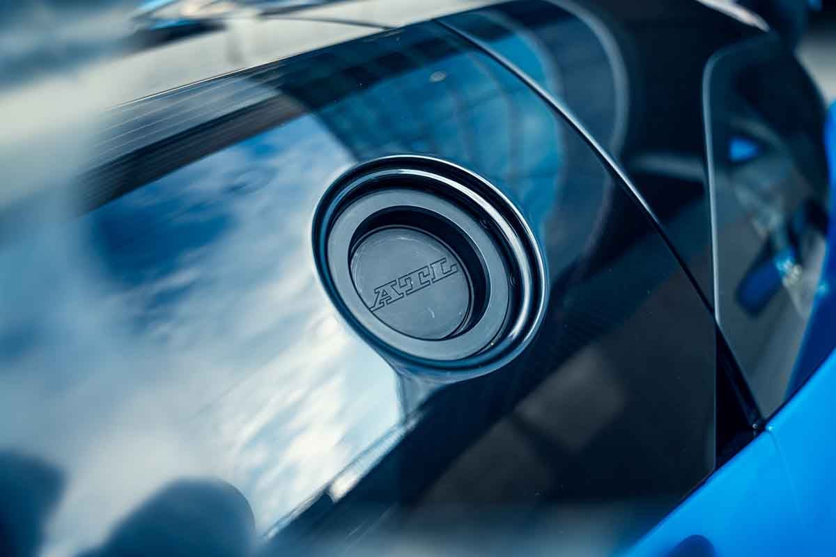 オークションで高額落札された2024年式ブガッティ「ボリード」Simon Gosselin(c)2026 Courtesy of RM Sotheby's