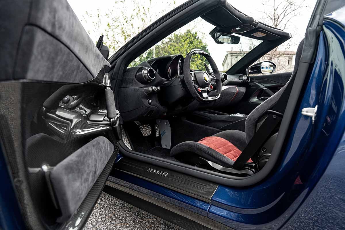 オークションで高値落札された2024年式フェラーリ「812コンペティツィオーネA」Ivan Caravona(c)2026 Courtesy of RM Sotheby's