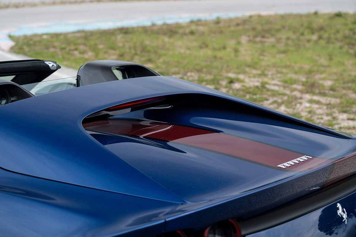オークションで高値落札された2024年式フェラーリ「812コンペティツィオーネA」Ivan Caravona(c)2026 Courtesy of RM Sotheby's