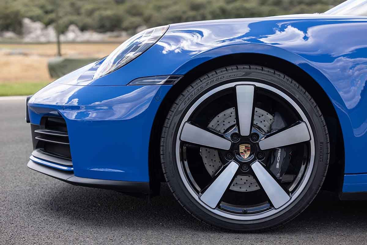 ポルシェ「911カレラ」