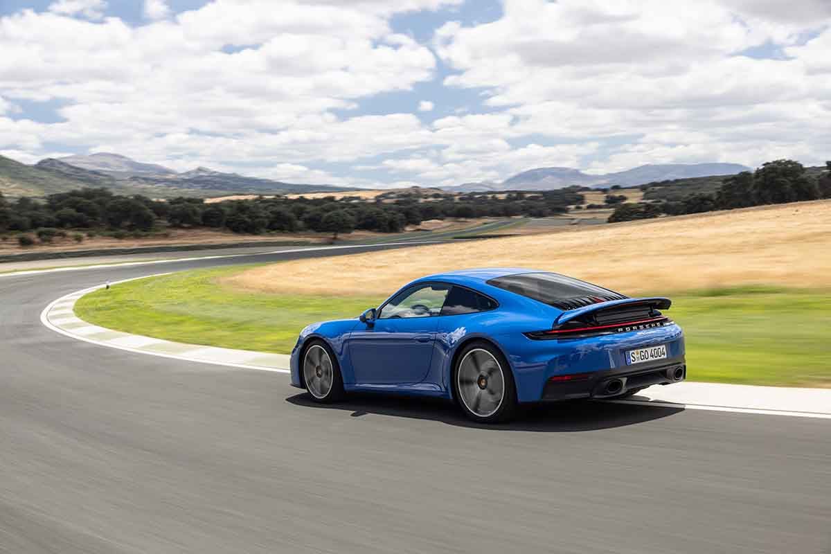 ポルシェ「911カレラ」