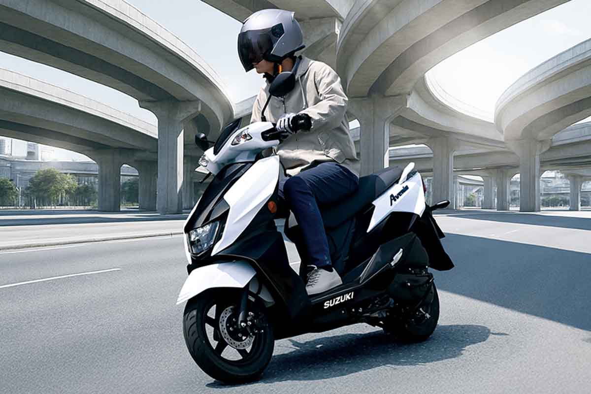 スズキ「アヴェニス125」
