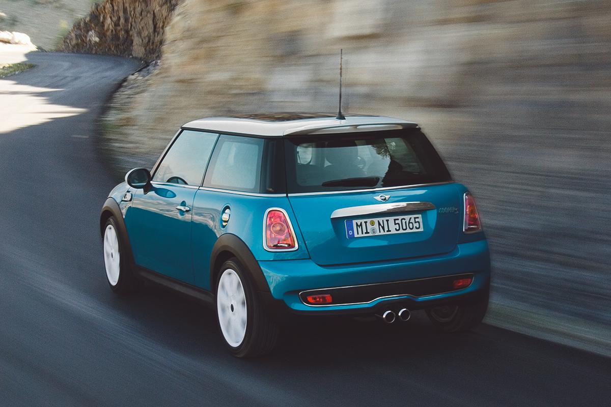 2006年に登場した2代目「MINI」