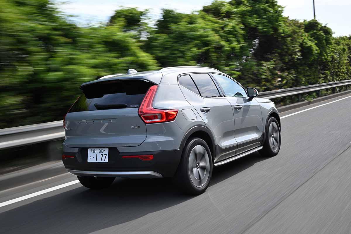 ボルボ「XC40 ウルトラ B4 AWD」