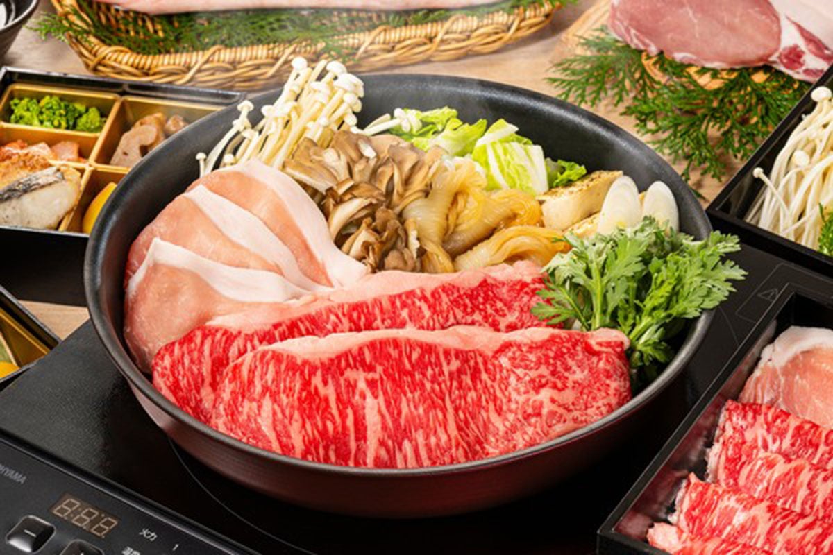 夕食：上州牛といなか豚のすき焼き＆おばんざいセット