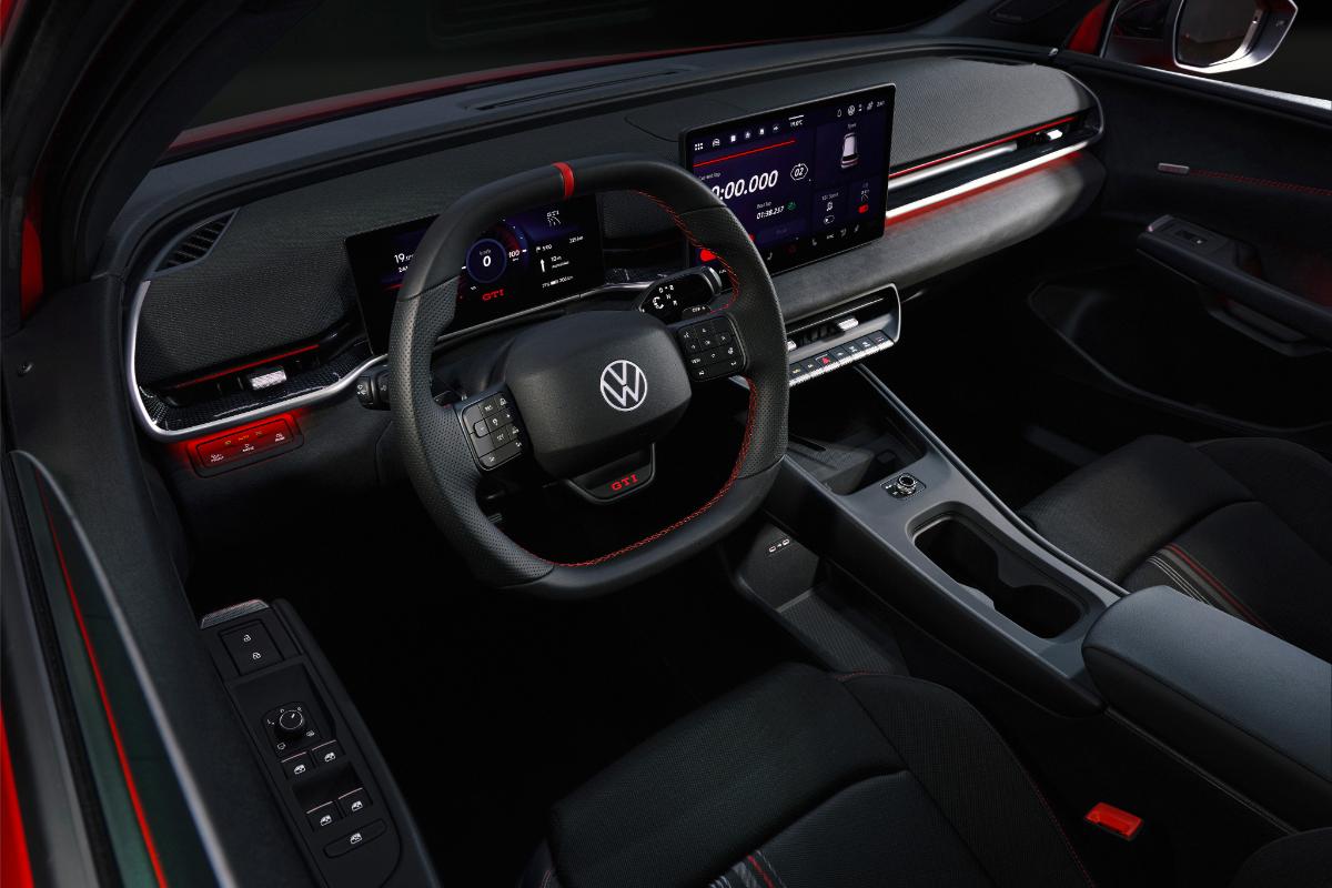 世界初公開されたフォルクスワーゲン「ID.ポロGTI」
