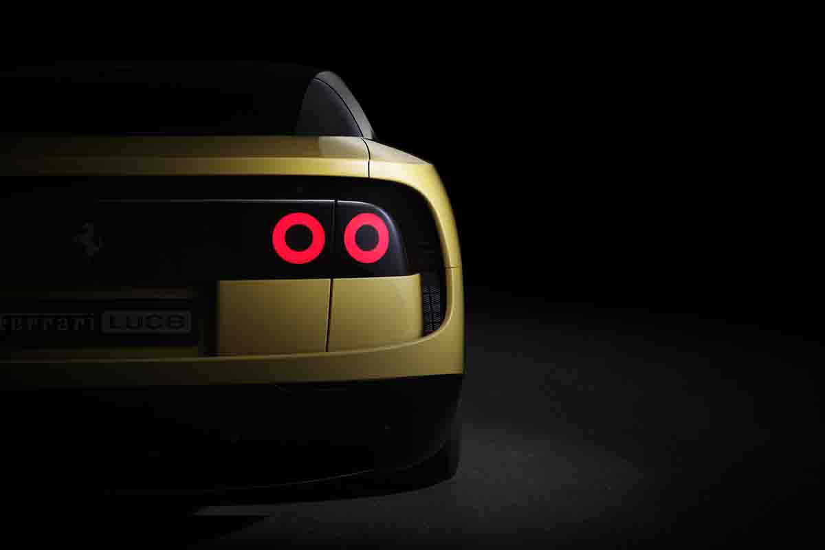 世界初公開されたフェラーリ新型「ルーチェ（LUCE）」