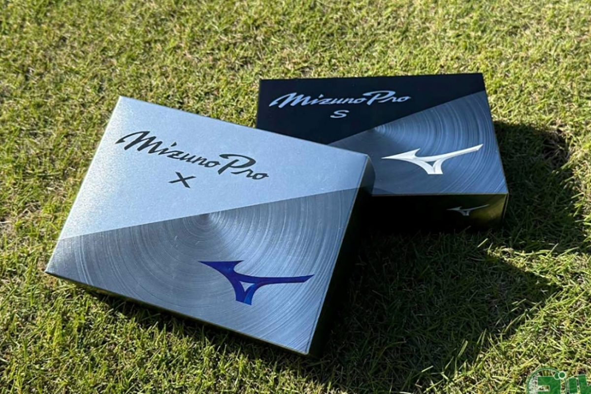 ニアピン賞の「Mizuno Pro」ボール