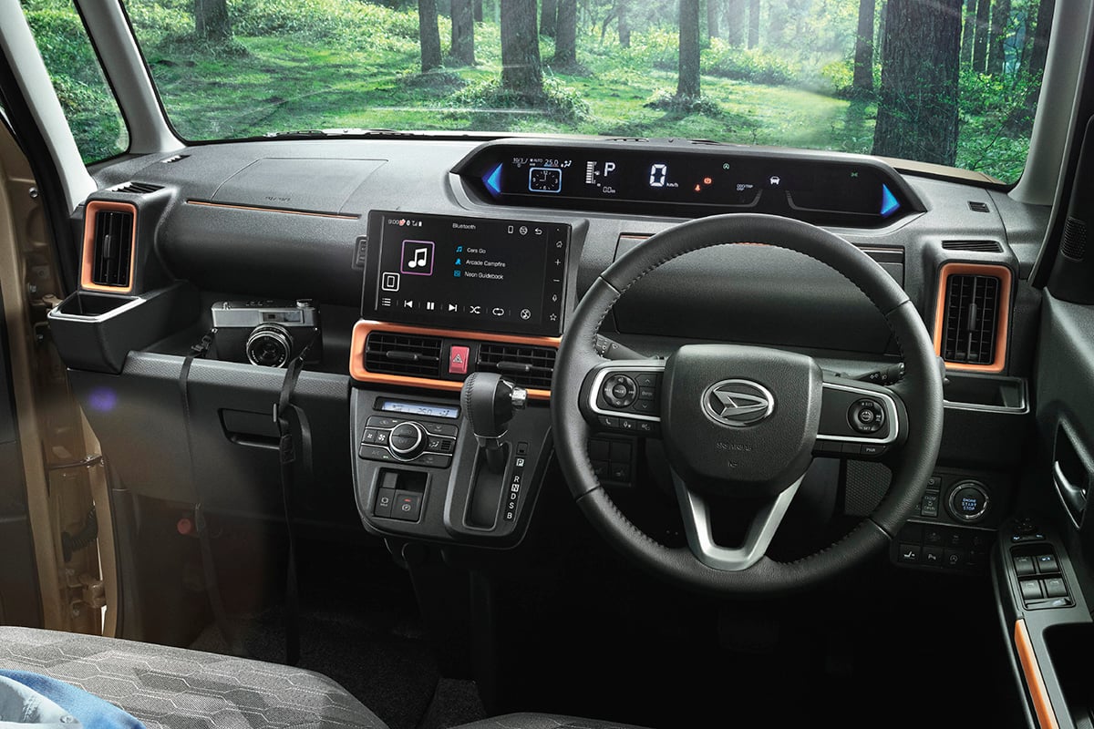 ダイハツ「タント ファンクロス」