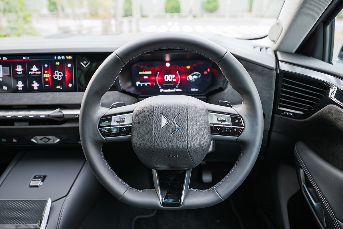 DS新型「N°4 ETOILE HYBRID」