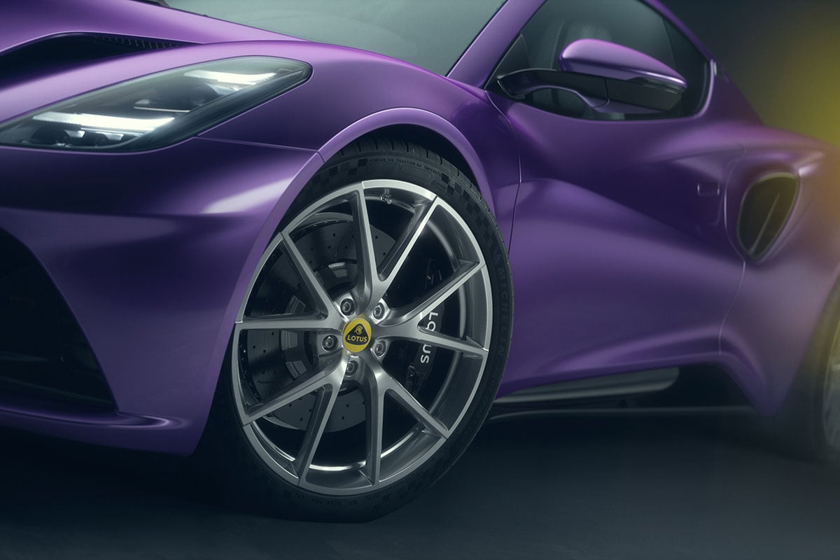 ロータス「エミーラ」