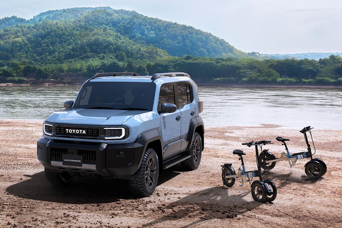 トヨタ新型「ランドクルーザー“FJ”」と開発中の電動パーソナルモビリティ「ランドホッパー」