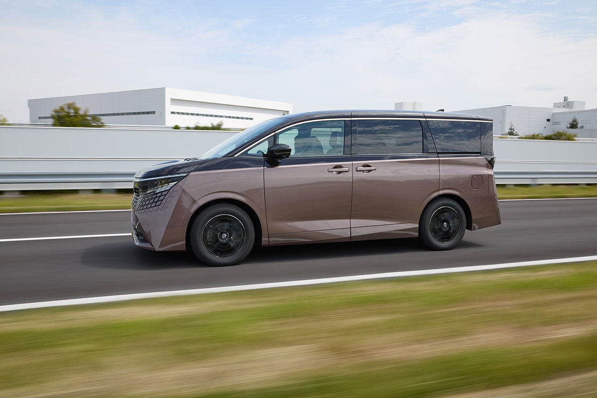 日産 新型「エルグランド」