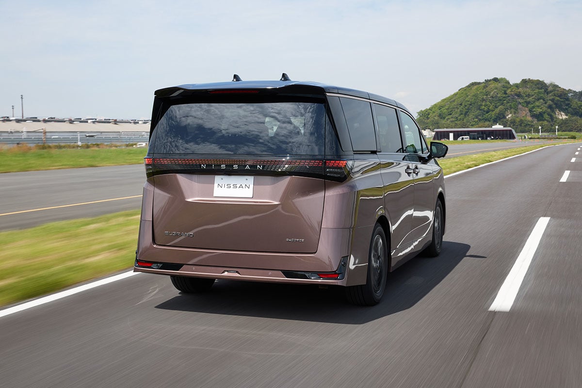 日産 新型「エルグランド」