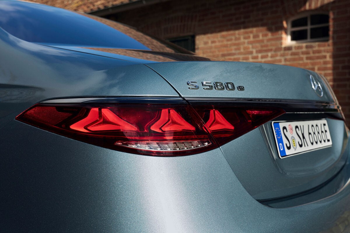 メルセデス・ベンツ「S580e 4マチック ロング」
