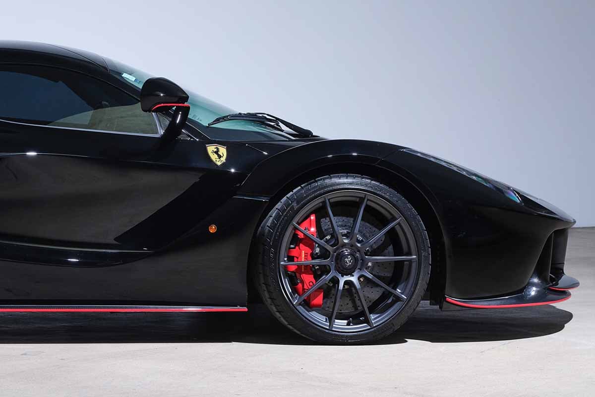 オークションに出品予定の2014年式フェラーリ「ラ・フェラーリ」Tom Hans(c)2026 Courtesy of RM Sotheby's
