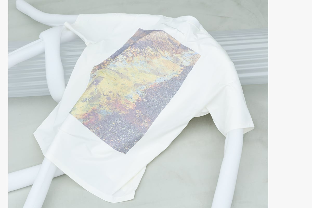 SEAMLESS T-SHIRT（シームレスTシャツ）：2万4200円