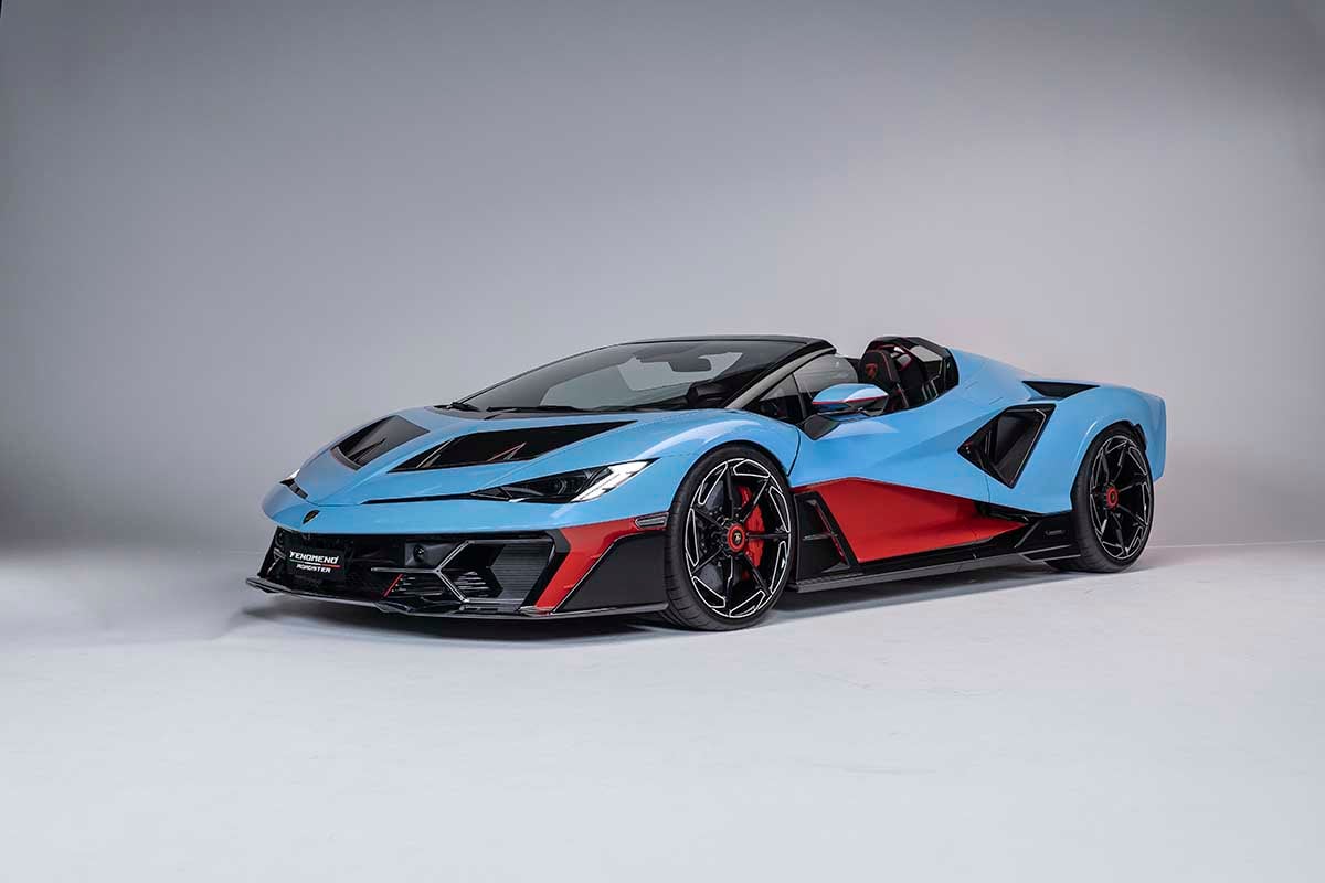 世界初公開されたランボルギーニ新型「フェノメノ・ロードスター」
