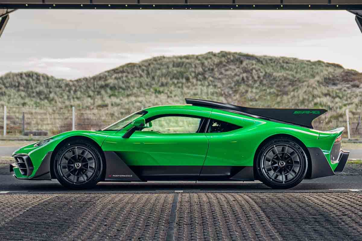 オークションに出品中の2024年式メルセデスAMG「ONE（ワン）」Alex Penfold(c)2026 Courtesy of RM Sotheby's