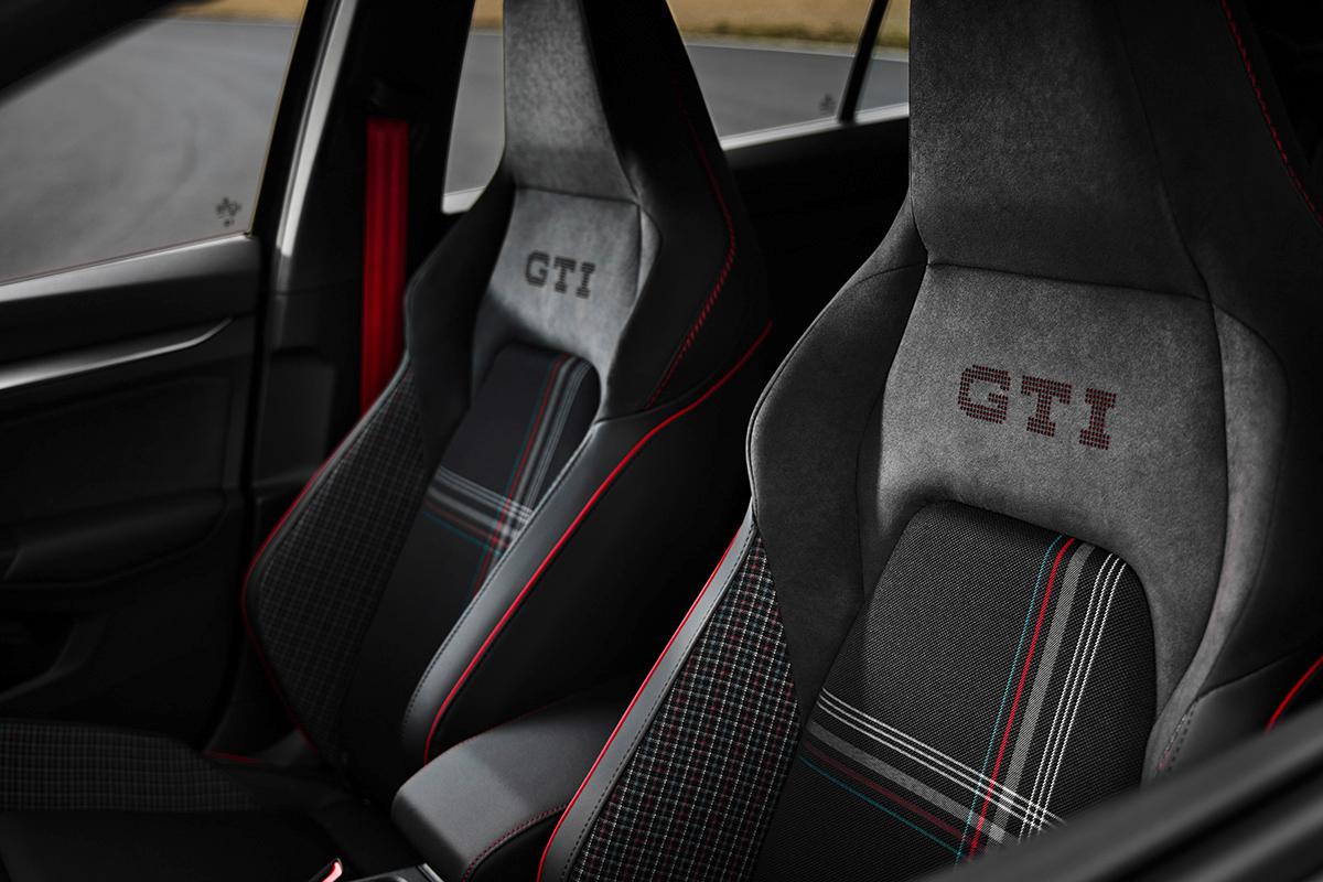 VW「ゴルフGTI エディション50」