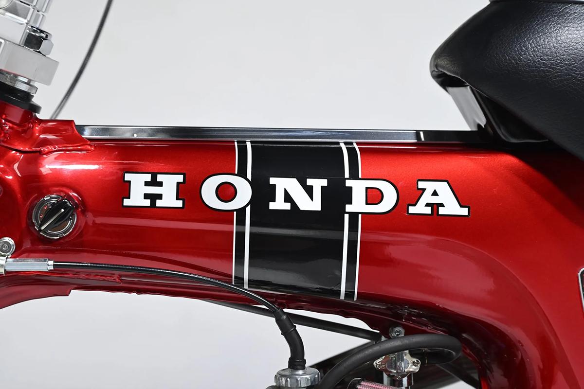 米国オークションに出品、1万500ドルで落札された1970年式のホンダ「CT70トレイル」のレストモッド車