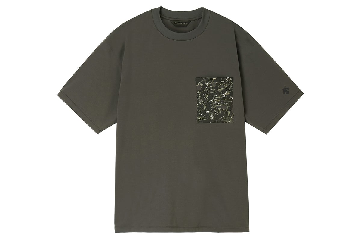 SEAMLESS T-SHIRT（シームレスTシャツ）：2万4200円