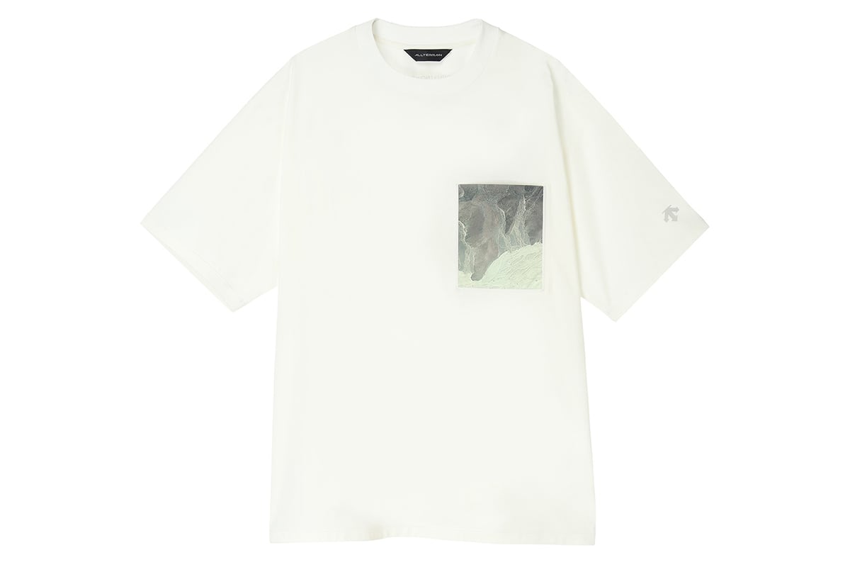 SEAMLESS T-SHIRT（シームレスTシャツ）：2万4200円