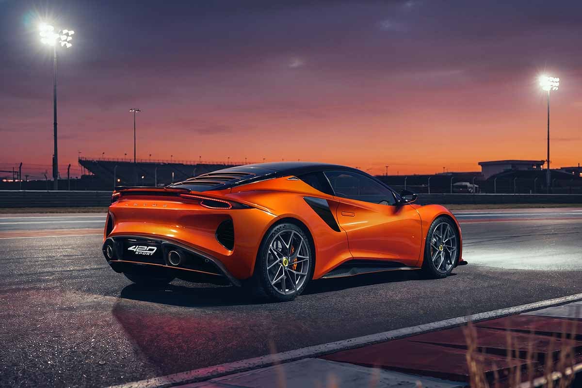ロータス新型「エミーラ420スポーツ」