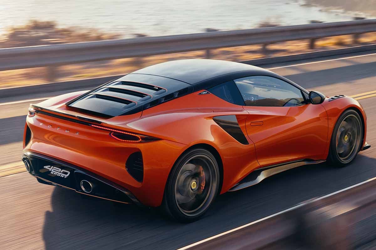 ロータス新型「エミーラ420スポーツ」