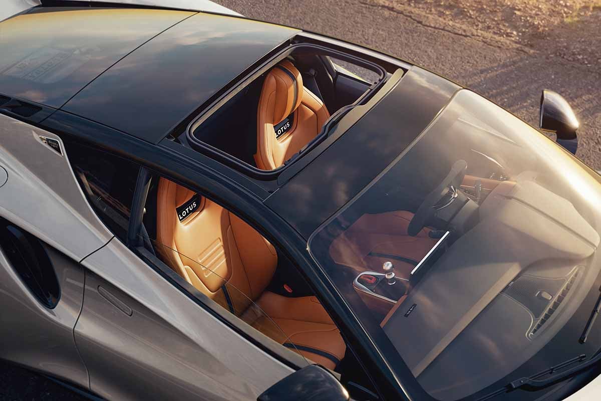 ロータス新型「エミーラ420スポーツ」