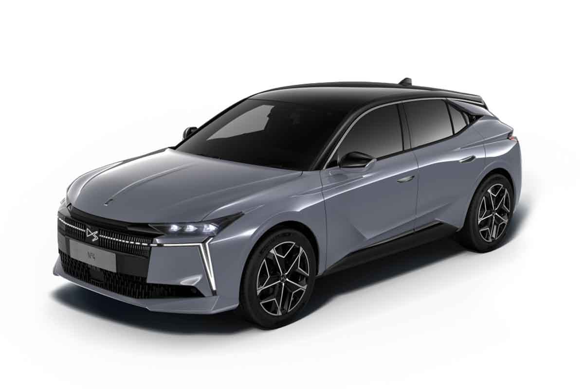 日本上陸したDS「N°4 ETOILE HYBRID」