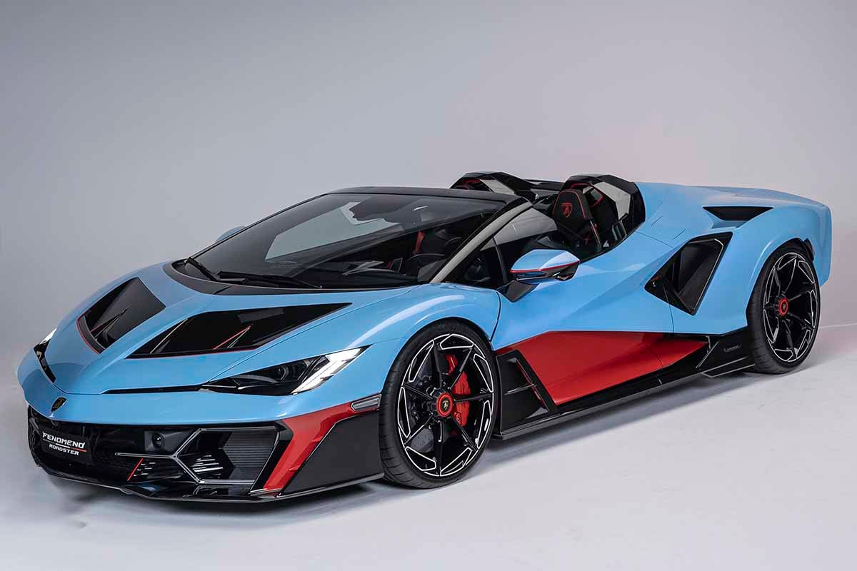 世界初公開されたランボルギーニ新型「フェノメノ・ロードスター」