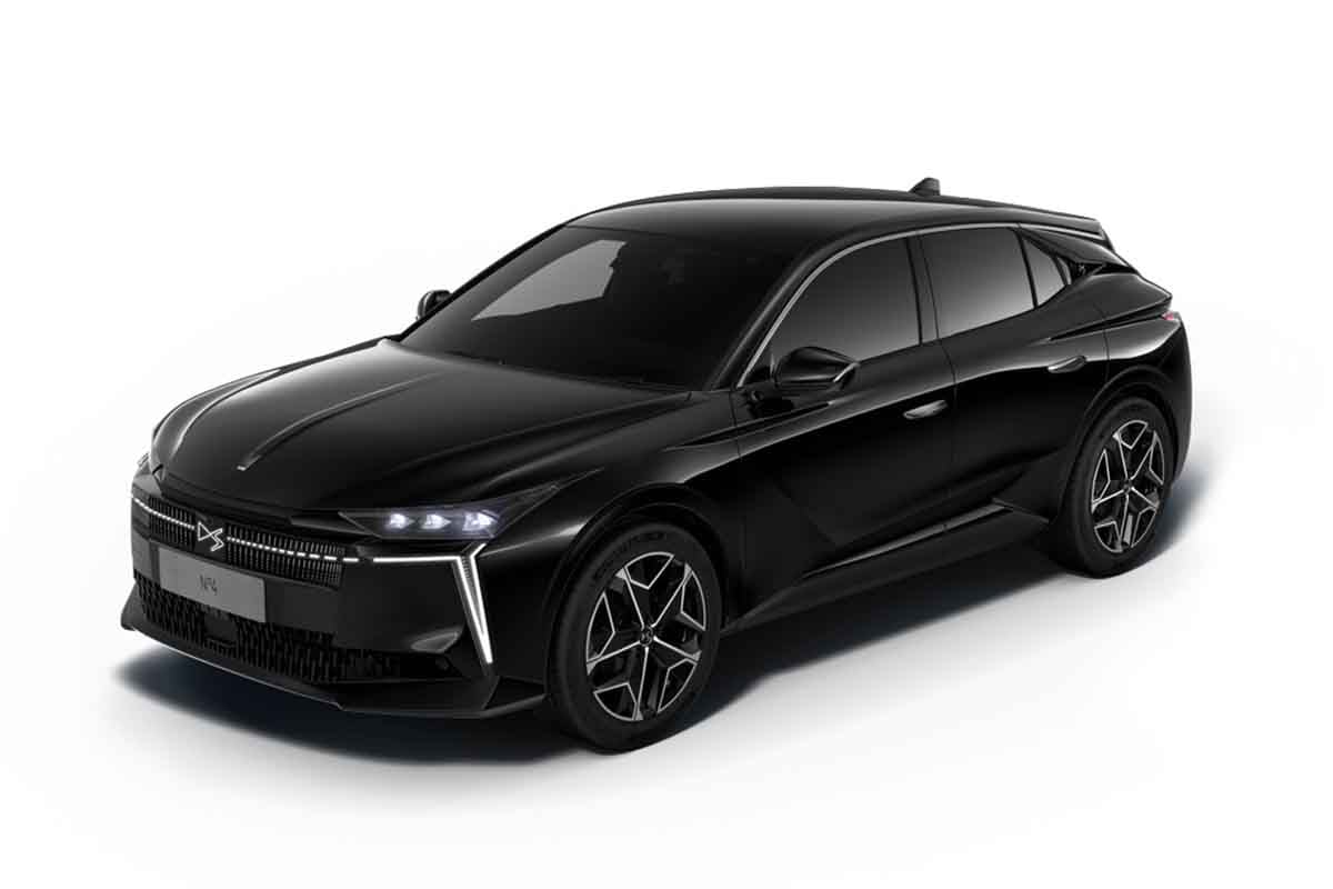 日本上陸したDS「N°4 ETOILE HYBRID」