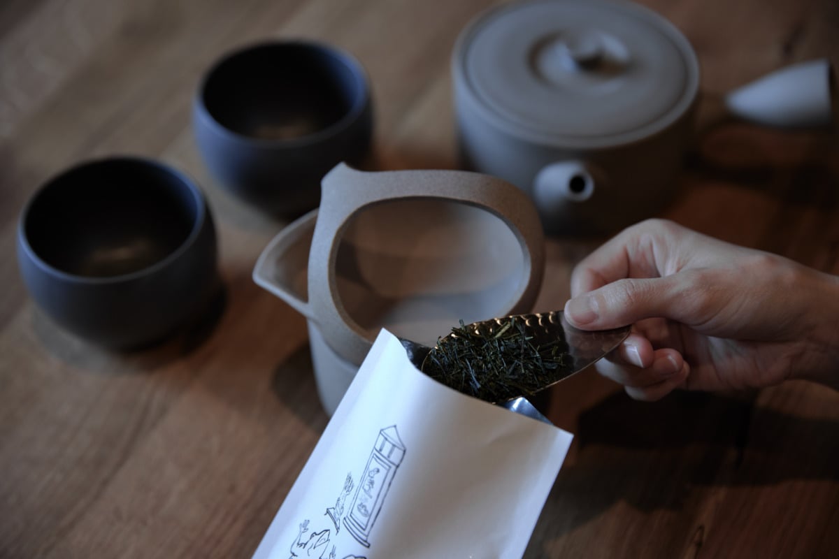 茶香炉で楽しむ、お茶のやさしい余韻