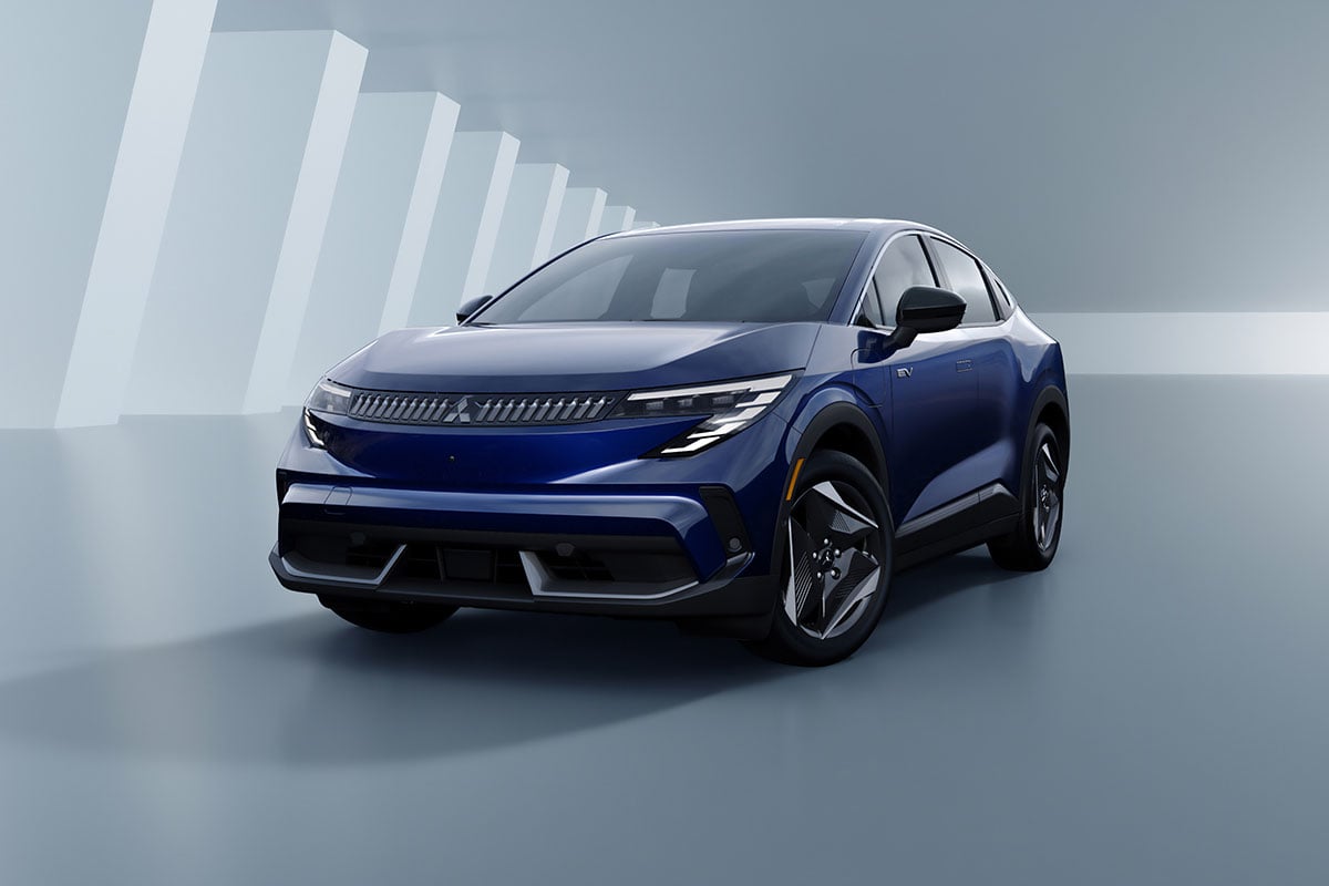 三菱 新型「エクリプス スポーツバック」
