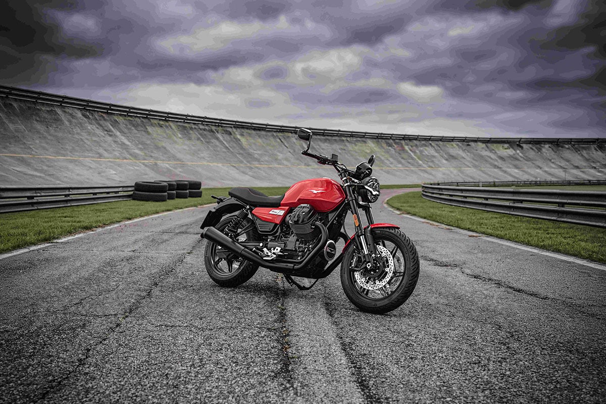 モト・グッツィ「V7スポーツ」の2026年モデル