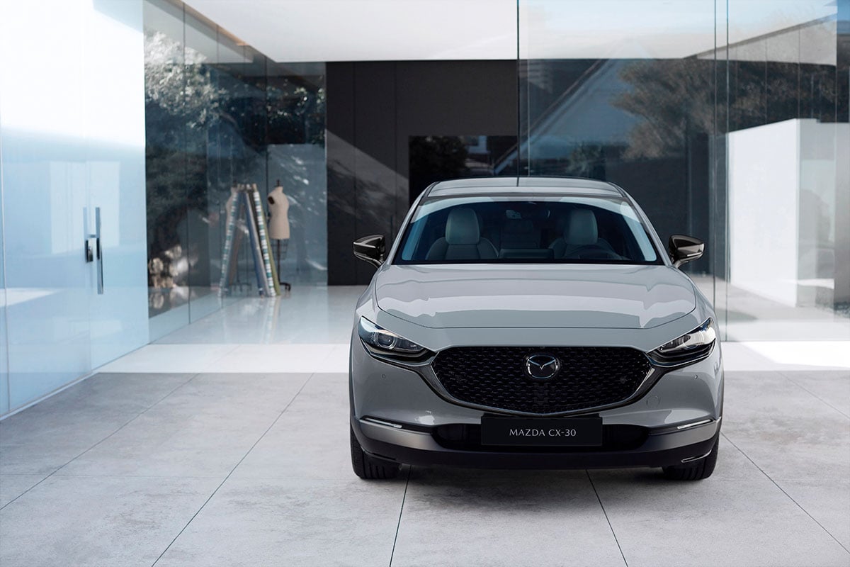 欧州マツダが発表したマツダ「CX-30」の2027年モデル