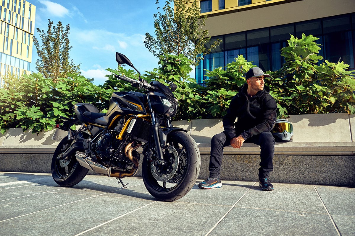 カワサキの新スーパーネイキッド「Z650 S」